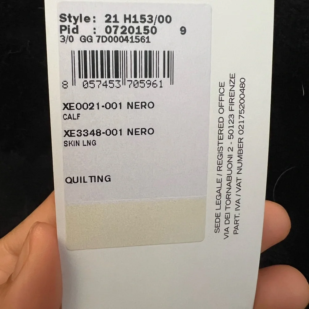 Salvatore Ferragamo gancini crossbody leather bag. - Picture 8 of 8